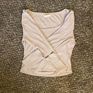 Womens cropped long sleeved shirt